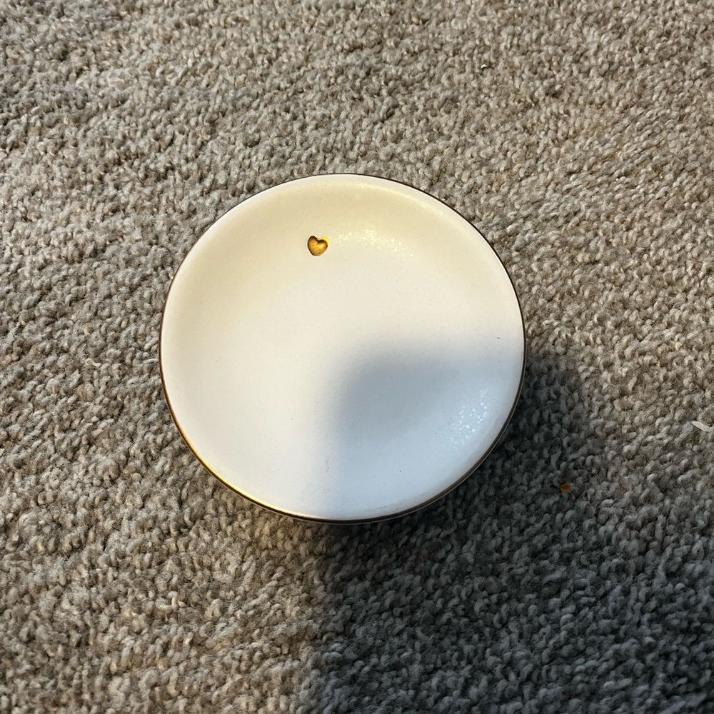 ceramic dish